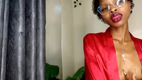 roundbootie online show from 17, 6, 2026