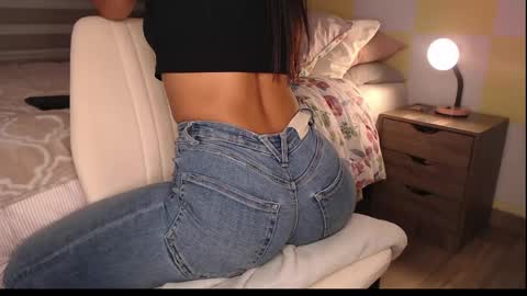 Rouss marie henao  online show from 6, 6, 2026