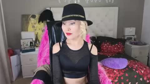 Roxalana online show from 11, 6, 2026