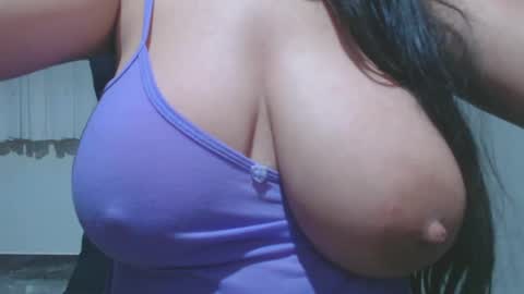 roxxy online show from 15, 6, 2026