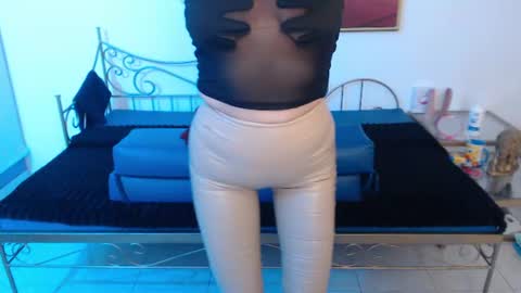 Roxanne online show from 23, 6, 2026