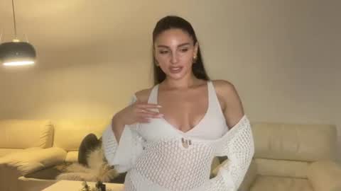 Roxy online show from 26, 6, 2026