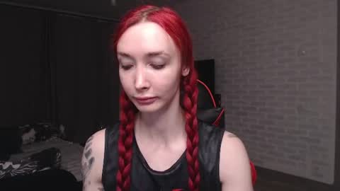 Snapshot of roxy_silver chatting on 25, 6, 2026 Roxy online show from 25, 6, 2026