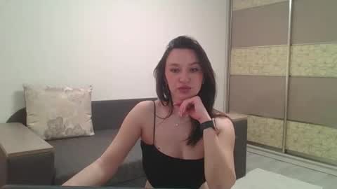 Roza05x online show from 4, 4, 2026