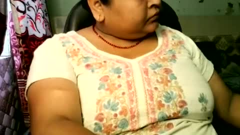 rupali616396 online show from 2, 7, 2026