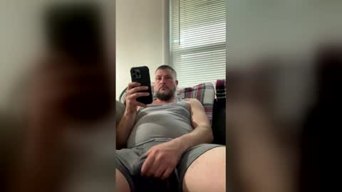 ryanmhoyt88 online show from 21, 4, 2026