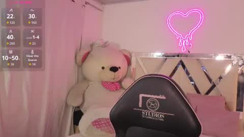 saaya_tay online show from 20, 6, 2026