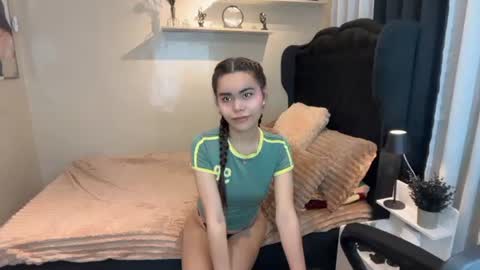 sabrinamadonna54 online show from 23, 6, 2026