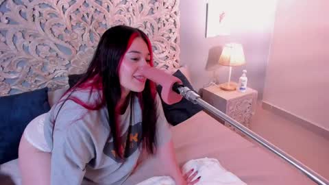 sabrinna  online show from 8, 5, 2026