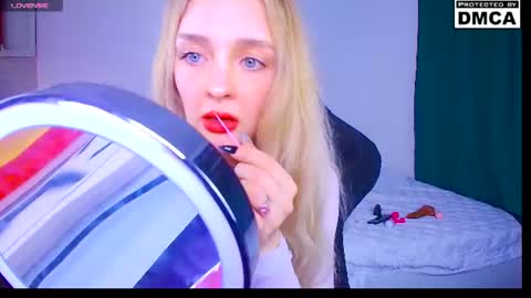 Sofia online show from 15, 6, 2026