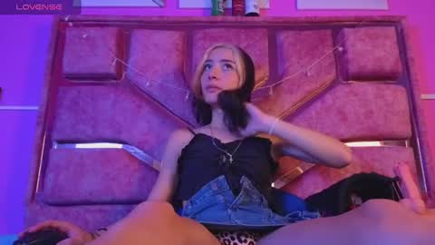 samantaa_liov online show from 17, 6, 2026