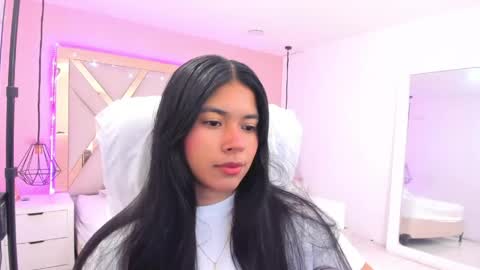 Snapshot of samantaa_shy chatting on 21, 5, 2026 sam online show from 21, 5, 2026