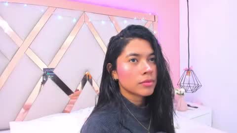 Snapshot of samantaa_shy chatting on 13, 6, 2026 sam online show from 13, 6, 2026