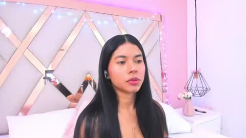 Snapshot of samantaa_shy chatting on 15, 6, 2026 sam online show from 15, 6, 2026