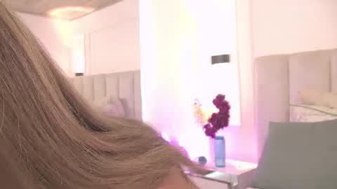 Samantha Vega online show from 20, 6, 2026