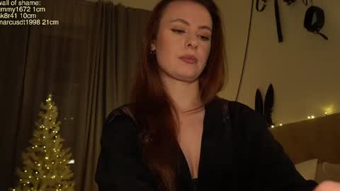 Snapshot of samanthavixen chatting on 15, 12, 2024 Goddess Samantha Vixen online show from 15, 12, 2024