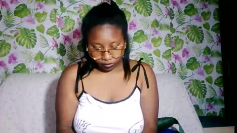 Snapshot of sanyah513 chatting on 20, 5, 2026 sanya online show from 20, 5, 2026