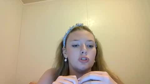 sara9920 online show from 6, 4, 2026