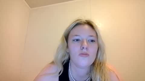 sara9920 online show from 24, 4, 2026