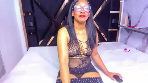 sara_tourner online show from 11, 6, 2026