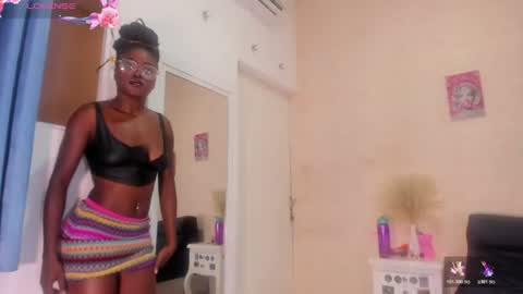 saraacollinss online show from 15, 6, 2026