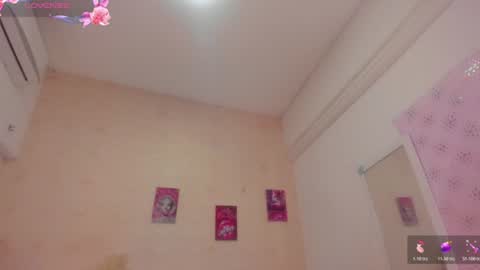 saraacollinss online show from 23, 6, 2026