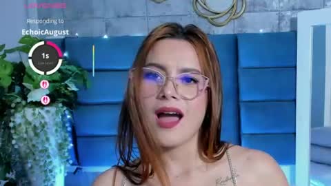 Sara Alvarezx online show from 5, 7, 2026