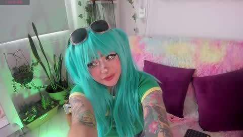 Sarah NEW ACCOUNT online show from 29, 5, 2026