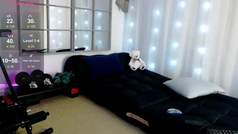 sarahraiynex online show from 7, 6, 2026