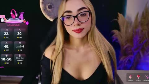 Sara jones   online show from 5, 6, 2026