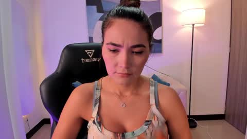 I am Sara  online show from 25, 5, 2026