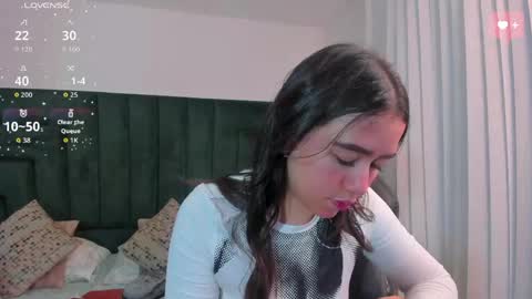Snapshot of sarawagner_ chatting on 23, 5, 2026 online show from 23, 5, 2026