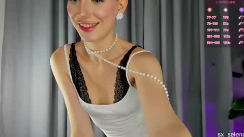 Your Selena 3 online show from 13, 6, 2026