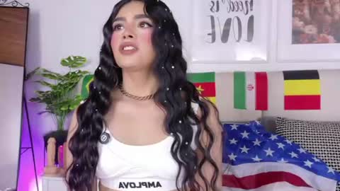 Sara online show from 4, 7, 2026