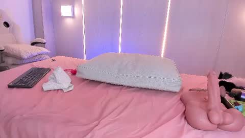 Snapshot of sasha_rivers chatting on 13, 6, 2026 Sasha online show from 13, 6, 2026