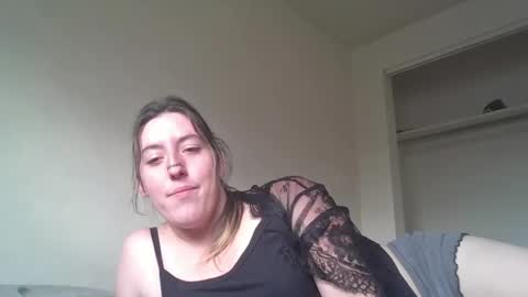 sashax94nmore online show from 16, 4, 2026