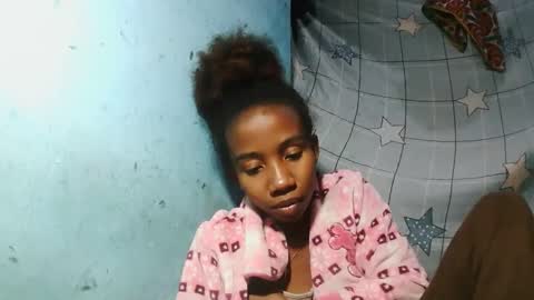 Snapshot of sasivia08 chatting on 17, 5, 2026 sasivia08 online show from 17, 5, 2026