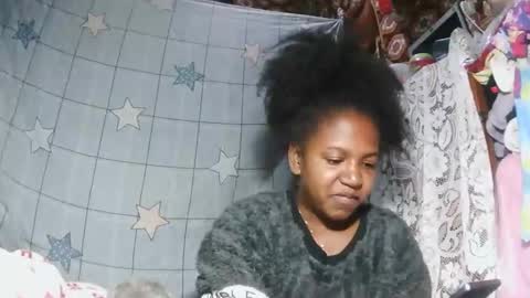 Snapshot of sasivia08 chatting on 21, 5, 2026 sasivia08 online show from 21, 5, 2026