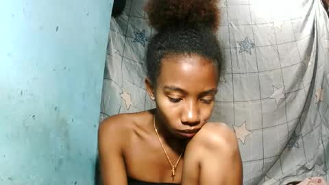 Snapshot of sasivia08 chatting on 28, 5, 2026 sasivia08 online show from 28, 5, 2026