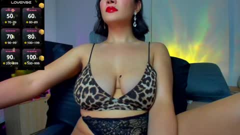 Snapshot of savanna13 chatting on 8, 6, 2026 savanna13 online show from 8, 6, 2026