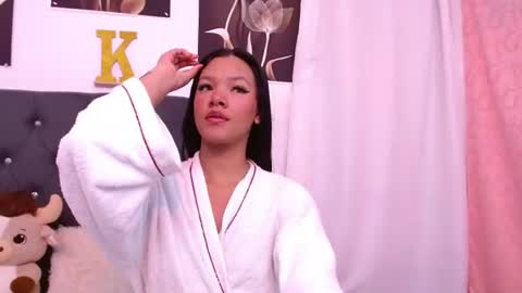 saykimmy online show from 18, 6, 2026