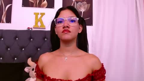 saykimmy online show from 25, 6, 2026