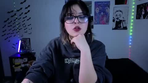 Snapshot of scarleth_shadow1 chatting on 30, 5, 2026 Scarleth Independent model online show from 30, 5, 2026