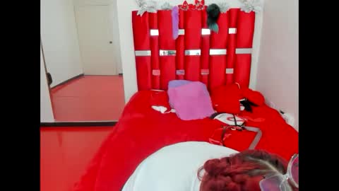 scarlett_red_11 online show from 7, 5, 2026