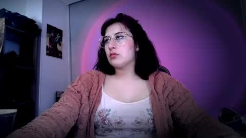 Snapshot of scarlett_sen chatting on 8, 5, 2026 Mistress Scarlett online show from 8, 5, 2026