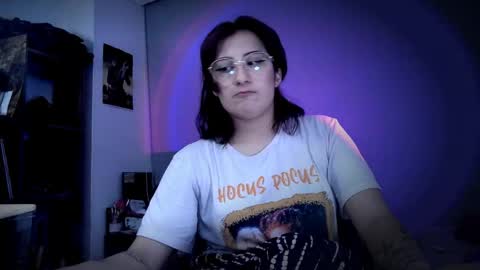 Snapshot of scarlett_sen chatting on 11, 5, 2026 Mistress Scarlett online show from 11, 5, 2026