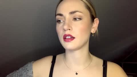 ScarlettxBlonde online show from 21, 5, 2026