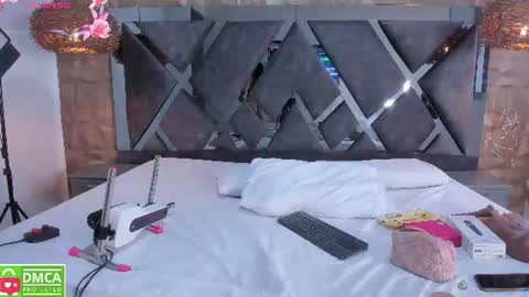 selene__lopez_ online show from 16, 6, 2026