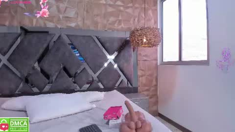 selene__lopez_ online show from 22, 6, 2026