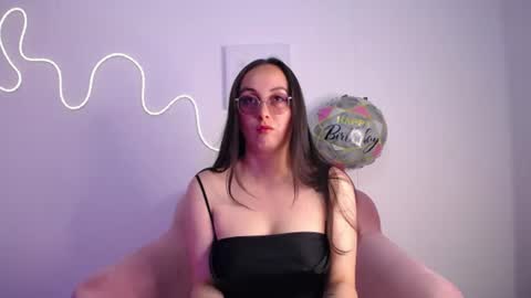 Snapshot of selene_swee chatting on 18, 6, 2026 selene_swee online show from 18, 6, 2026
